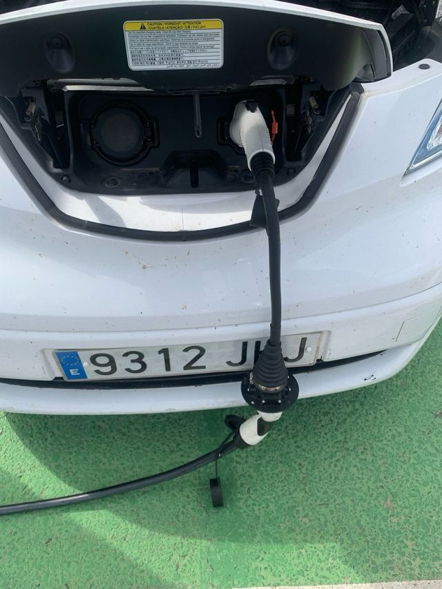 Nissan env-200 evalia electrica 5 plazas