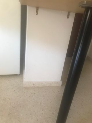 Tavolo alto stile bar in legno e metallo