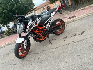 KTM Duke 390 - Muy buen estado