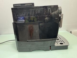 Cafetera Delonghi ECAM13.123B super Automática