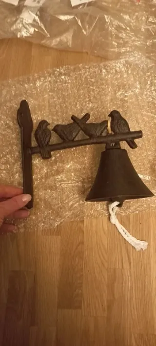 Campana ghisa con 4 uccellini decorativi