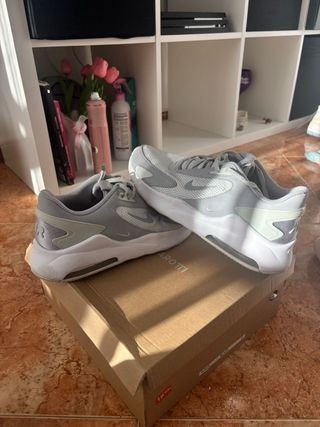 Nike Air Force 1 Grises y Blancas