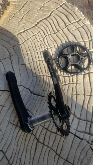 Bielas Race Face MTB 175mm con Plato