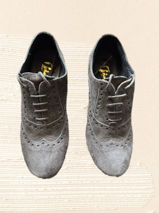 lace up Oxford shoes brown leather suede