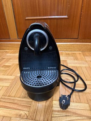 Cafetera Nespresso Krups Negra