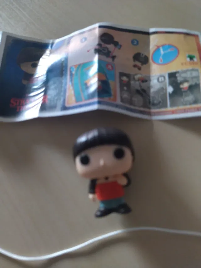 Figura Kinder Joy Stranger Things will