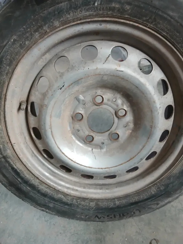 Llantas y neumaticos mercedes vito.