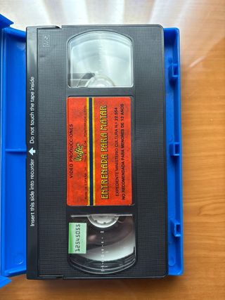 VHS Entrenada para matar