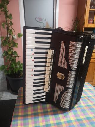 Firotti 120 Bassi Accordeone