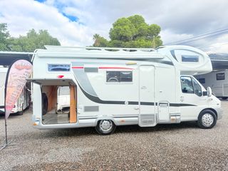 Autocaravana Doble cama/doble garaje/Aire/horno
