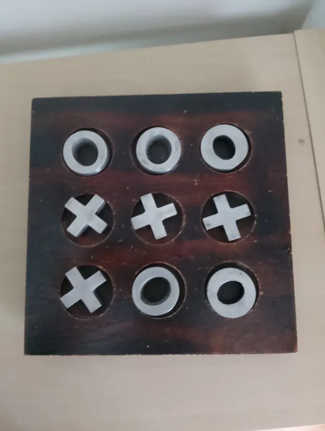 Juego de mesa de madera Tres en Raya Decorativo