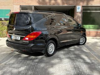 SsangYong Rodius 2008