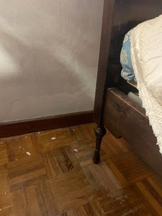 Cama individual madera y rejilla