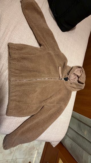 Chaqueta Bershka rosa talla L