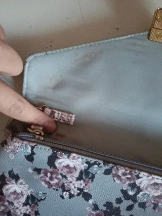 Borsa Guess floreale grigia