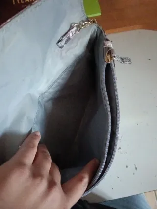 Borsa Guess floreale grigia