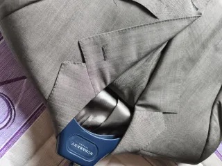 Traje verde grisaceo talla 50