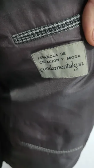 Americana vintage gris y marrón