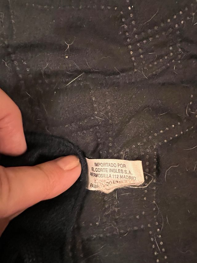 Conjunto de varios foulards dorados y morados