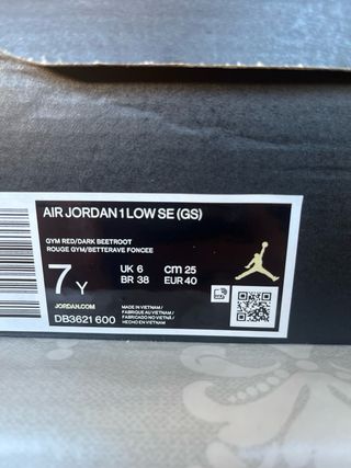 Jordan 1 Low Rojo y Rosa