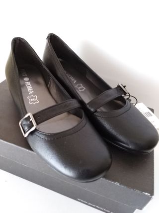 Bailarina de piel con cuña