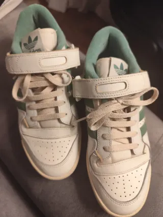 Zapatillas Adidas Forum Blancas y Verdes