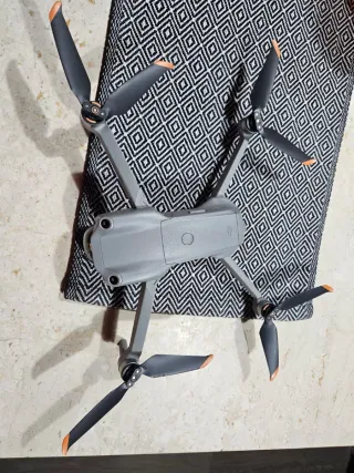 Drone DJI Air 2S con accessori