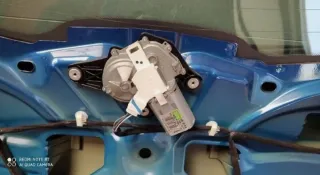 Portón Trasero Renault Clio 3 Azul