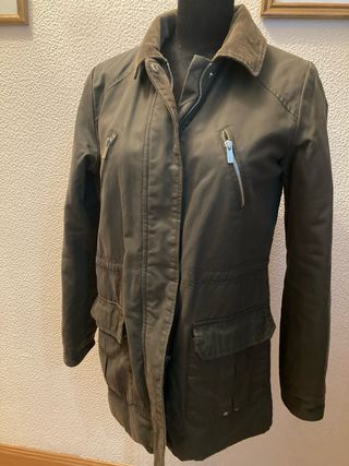 Parka impermeable verde kaki