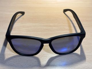 Gafas de sol Hawkers polarizadas negras y azules