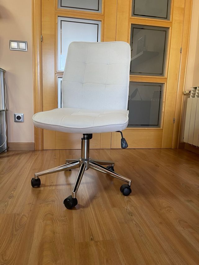 Silla de escritorio moderna y cómoda - Blanca