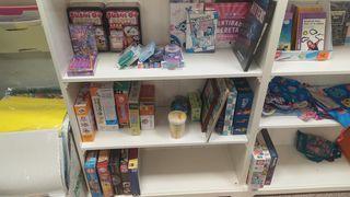 Lote Papelería: Cúter, Cinta Adhesiva, Pegamento