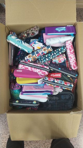 Lote Papelería: Cúter, Cinta Adhesiva, Pegamento