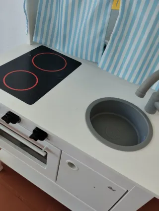 Cocinita de madera Ikea