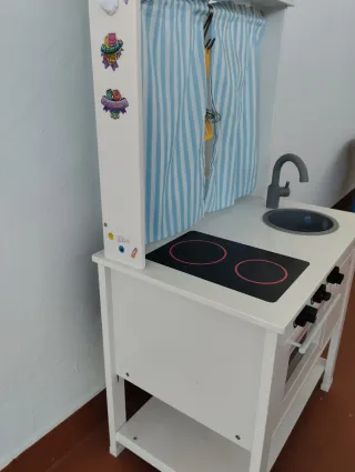 Cocinita de madera Ikea