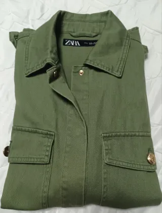 Chaqueta Zara Verde Militar Talla S