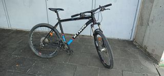 Bicicleta Rockrider 560