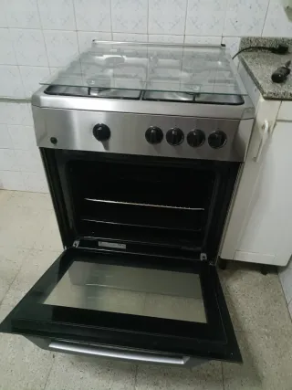 Cocina Beko 4 fuegos + Horno