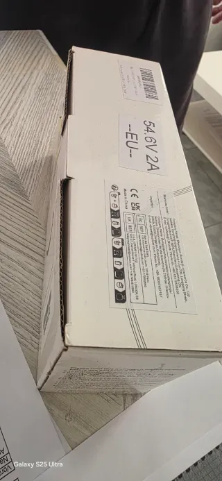 Cargador Li-ion 54.6V 2A