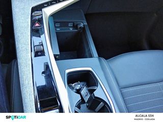 Peugeot 3008  1.2 100KW  eDCS6 Allure