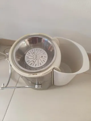 Licuadora de acero inoxidable y plástico