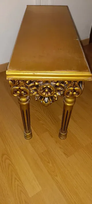 Mueble de madera antiguo.