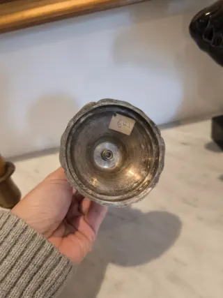 Juego de 4 candeleros de bronce antiguos