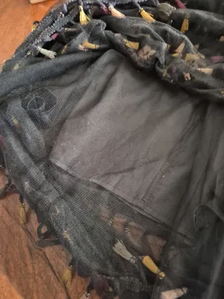 Falda larga con pompones ,la he lavado a mano