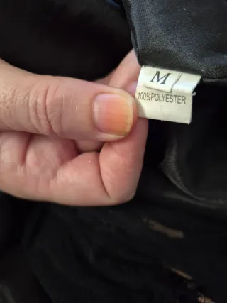 Falda larga con pompones ,la he lavado a mano