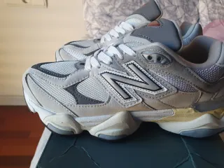 New Balance Bambas Gris y Blanco