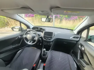 106.000km Peugeot 208 2016