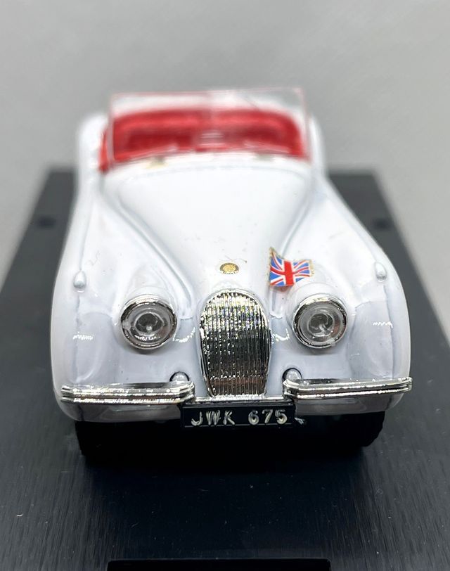 BRUMM JAGUAR XK 120 CABRIO 1948 NUEVO SIN USO 1/43