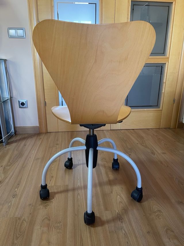 Silla de oficina madera y metal