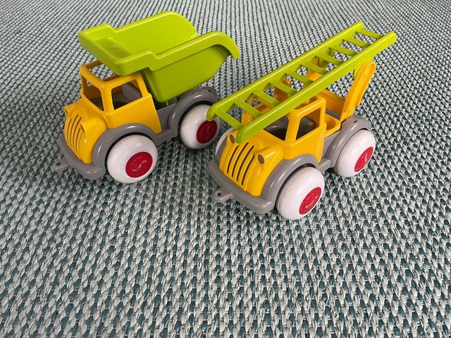 2 Camion Vikingtoys: Volquete e Pompieri